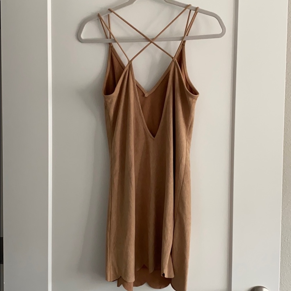 Dress - Picture 3 of 3